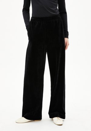 VATINAA VELVET - Pantalon classique - black