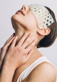 ZOË AYLA JADE CHI MASK - Accessori skincare - green