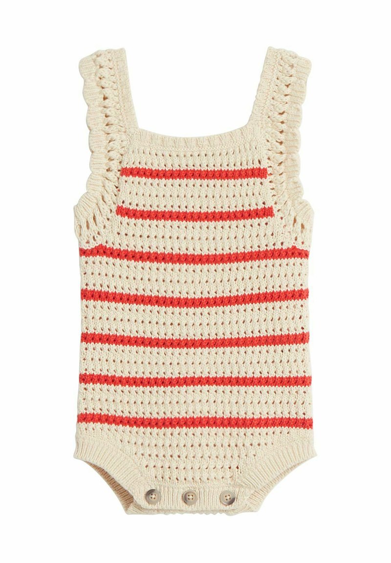 Randig babyromper i krämfärg med röda horisontella ränder. Har skaldade axelremmar och tre knappstängning i botten.