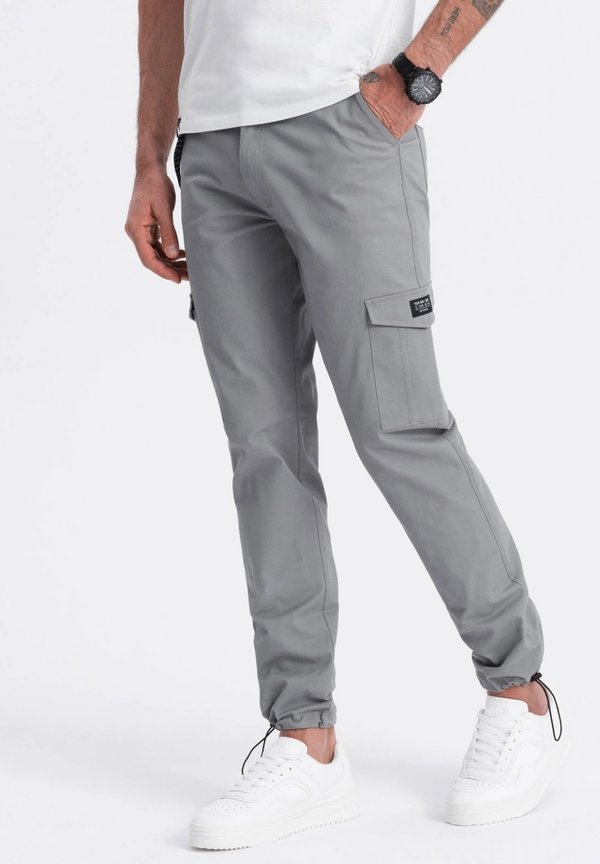 WITH POCKETS  - Cargohose