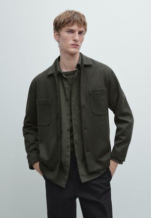 WITH BUTTONED POCKETS - Leichte Jacke - mottled light green