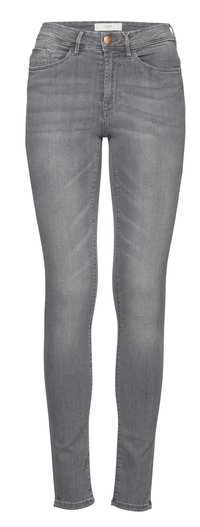 Jeans ajustados de mezclilla gris con una textura suave. Presentan un cierre de botón y cinco bolsillos, con un ligero desvanecimiento para dar detalle.