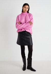 Vero Moda VMPHILLIS LONG  - Pulover - fuchsia pink