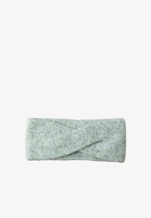 Fascia per capelli intrecciata in morbido maglione verde chiaro con una trama pelosa, progettata per il calore e lo stile.