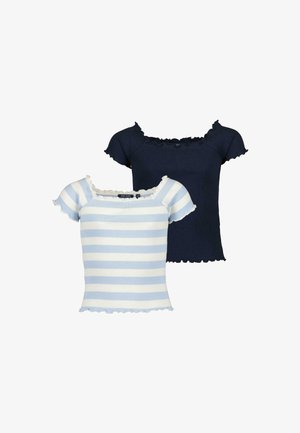 Kaksi ribattua neuletta, joissa on lyhyet hihat ja lehden reuna, toinen tummansininen ja toinen valkoinen vaaleansinisin vaalein vaakasuoroin raidoin.