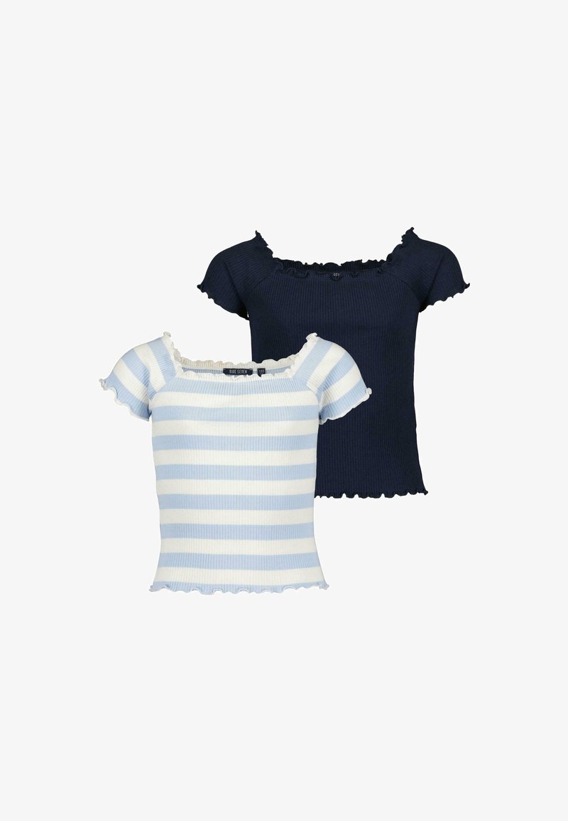 Dwie krótkie bluzki z prążkowanej dzianiny z wykończeniem w kształcie sałaty, jedna w kolorze granatowym, a druga biała w niebieskie pasy.