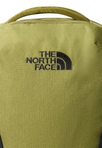 The North Face VAULT - Mochila - forest olive light heat