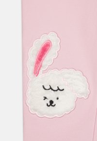 Thumbnail Image 3