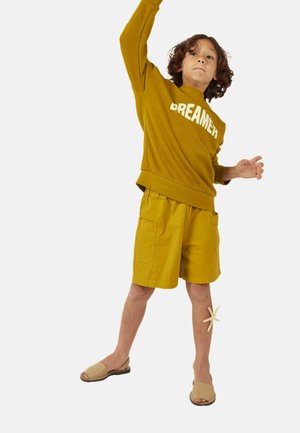 MIPOUNET BERMUDA LUCA - Shorts - ochre