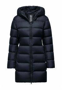 Giacca a vento nera con cappuccio, caratterizzata da sezioni trapuntate orizzontali, chiusura anteriore con zip e design di lunghezza intermedia. Materiale esterno liscio.