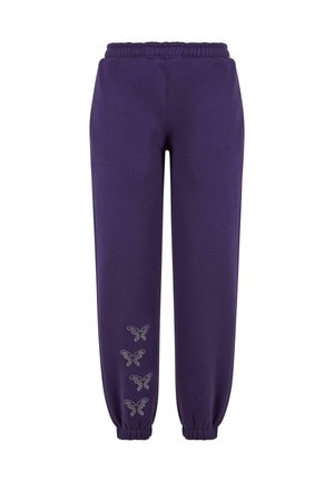 Paarse trainingsbroek met een elastische tailleband en boorden, versierd met strasvlinders langs het linkerpijp. Glad textuur van de stof.
