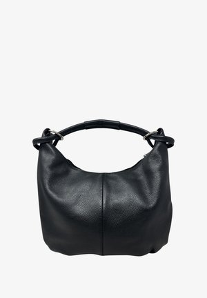 Musta teksturoitu nahkalaukku, jossa on pyöreä yläkahva ja hienovarainen saumaus keskellä etuosaa.