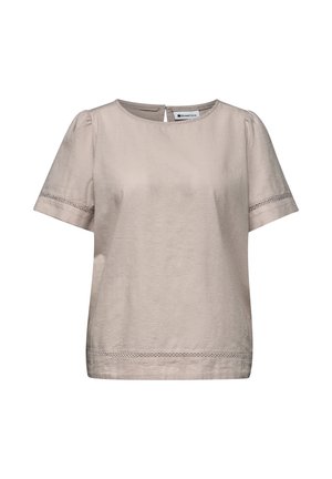 Blouse beige à manches courtes avec col rond, manches légèrement bouffantes, bordure en dentelle aux manches et à l’ourlet, fermeture par boutons dans le dos.