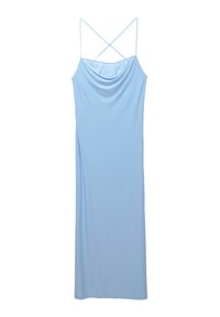 Robe ajustée sans manches, bleu clair, avec un décolleté drapé et des bretelles croisées au dos. Texture lisse avec une silhouette droite.