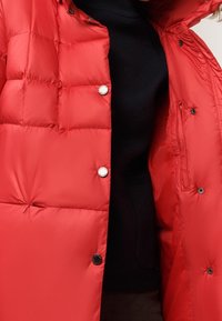 Finn Flare Dunkappa / -rock - red