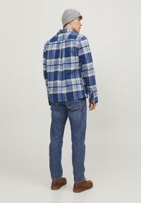 Jack & Jones PREMIUM JPRROY - Vapaa-ajan kauluspaita - estate blue