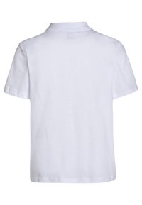 Biała koszulka polo z krótkim rękawem, z klasycznym kołnierzykiem, wykonana z miękkiej bawełny, o gładkim fasonie, bez wzorów czy akcentów.