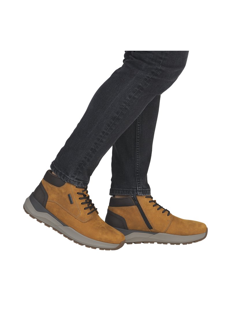 Rieker Bottines à lacets - gelb