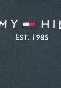 Tommy Hilfiger LOGO HOODY - Sweatshirt com capuz - mystic lake