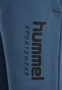 Hummel LOKSI ADJUSTABLE  - Trainingsbroek - bering sea