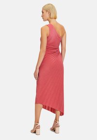 Vera Mont - Suknia balowa