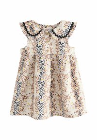 Abito con stampa leopardata, design senza maniche, colletto arruffato e bordo scallop nero. Presenta colori beige, marrone e giallo in un motivo giocoso.