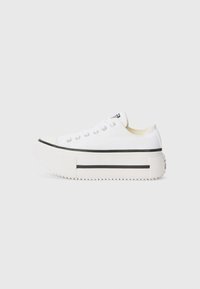 Unselected, white/black/white