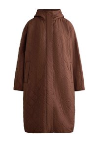 Smeđi kaput s kapuljačom, prošiven, dug, s skrivenim prednjim zatvaračem i bočnim džepovima, dizajniran za hladno vrijeme.