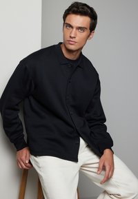 Next Sweatjacke - black