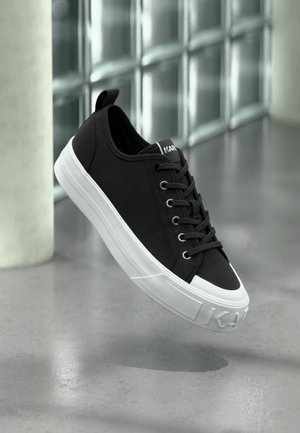 KAMPUS MAX - Αθλητικά παπούτσια - black