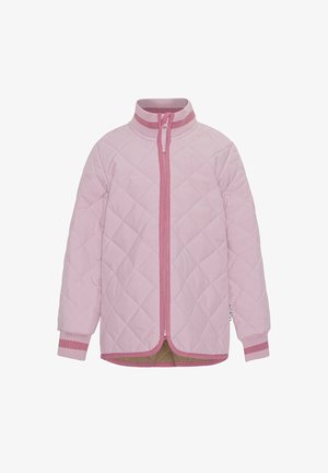 Veste matelassée rose clair avec fermeture éclair devant, col et manches côtelés avec des rayures rose foncé, et ourlet légèrement arrondi.