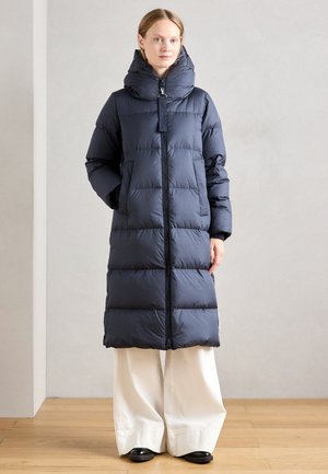 HERO COAT WITH HOOD BACKPACK BELTS INSIDE - Dunkappa / -rock - deep blue sea