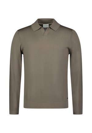 Langarm-Polo aus taupefarbenem Stoff mit einem flachen Kragen und einer lockeren Passform. Verfügt über ein Seitentag und eine glatte Textur ohne Muster oder Verzierungen.