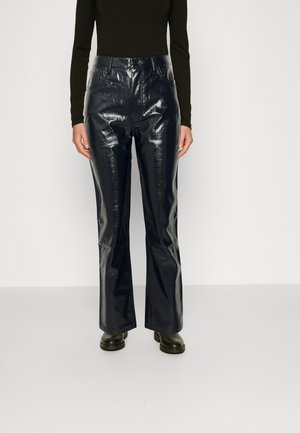 Abercrombie & Fitch CLASSIC PATENT 90S  STRAIGHT - Παντελόνι - approved black