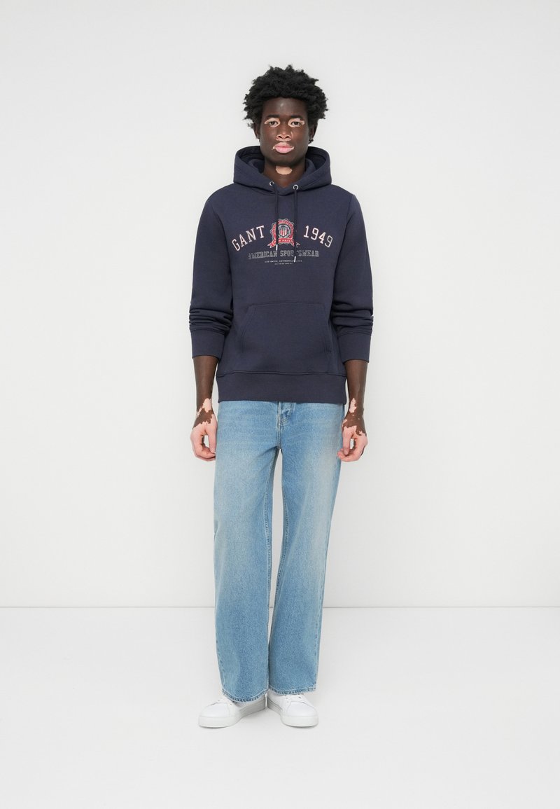 GANT GRAPHIC HOODIE Sudadera evening blue/azul marino