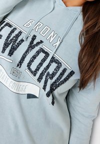 Yours Clothing Luvtröja - blue