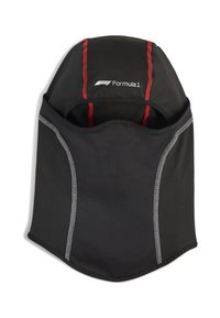 Balaclava nera con cuciture rosse e grigie, con logo di Formula 1 sul davanti. Texture liscia, progettata per coprire testa e collo.