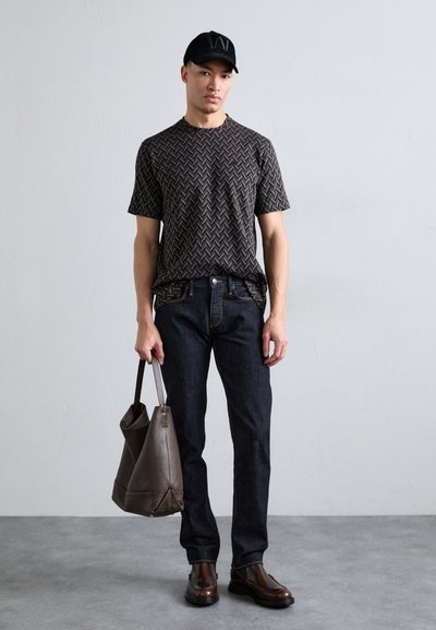 Emporio Armani T-shirts med print - grey