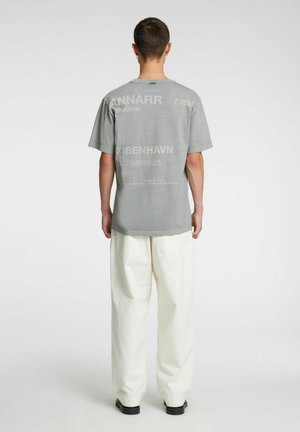 T-shirts med print - sharkskin