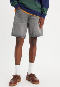Levi's® 468 LOOSE SHORTS - Pantaloni scurți din denim - bahamas get down