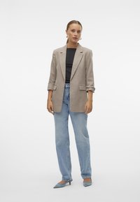 Vero Moda VMFRIDA REGULAR  - Blazer - silver mink
