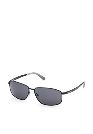 Occhiali da sole con montatura in metallo nero, lenti grigie rettangolari e terminali grigi. Dotati di supporti nasali in gomma per il comfort.