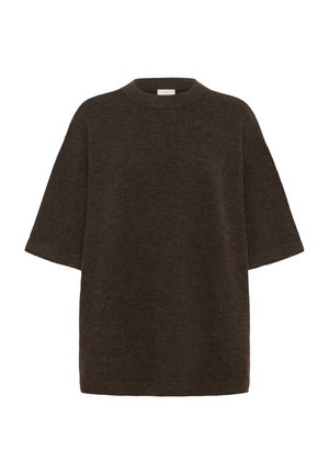 Smešani smešasti pulover, kratki rukavi, visoki ovratnik, opušteni kroj, mekana tekstura, minimalni dizajn, bez vidljivih uzoraka ili metalnih detalja.