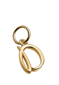 Colgante en tono dorado que presenta un diseño alargado de forma D entrelazada con un lazo circular para su sujeción. Acabado suave y pulido.