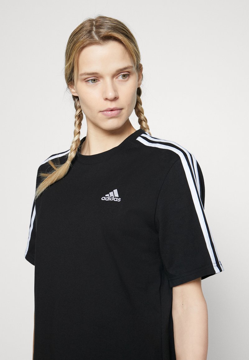 adidas Sportswear ESSENTIALS - black/schwarz Jerseykleid DRESS BOYFRIEND STRIPES - 3 TEE