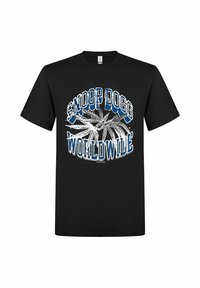 Černé bavlněné tričko s modro-bílým grafickým textem "SNOOP DOGG WORLDWIDE" a stylizovaným designem listu. Krátké rukávy.
