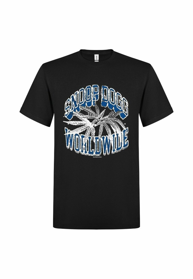Černé bavlněné tričko s modro-bílým grafickým textem "SNOOP DOGG WORLDWIDE" a stylizovaným designem listu. Krátké rukávy.