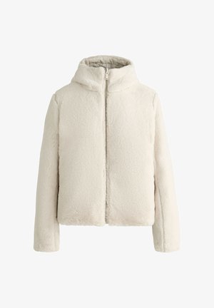 Giacca in pelliccia sintetica beige chiaro con cappuccio, zip frontale e orlo arrotondato. Presenta una texture morbida e una siluetta rilassata e ampia.