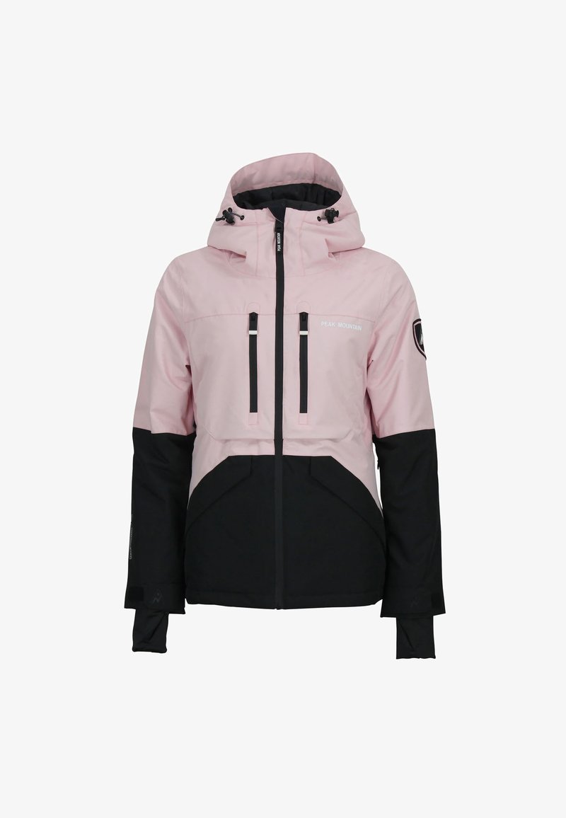 Veste de ski rose et noire avec capuche, fermeture éclair, deux poches avant et poignets ajustables. Présente un logo sur la manche.