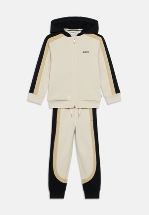 BOSS Kidswear KID TEEN CARDIGAN TROUSERS SET - Melegítő - sand